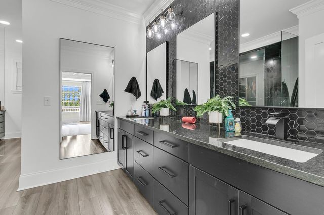 1711 Indigo Island Drive, Hanahan, SC 29410