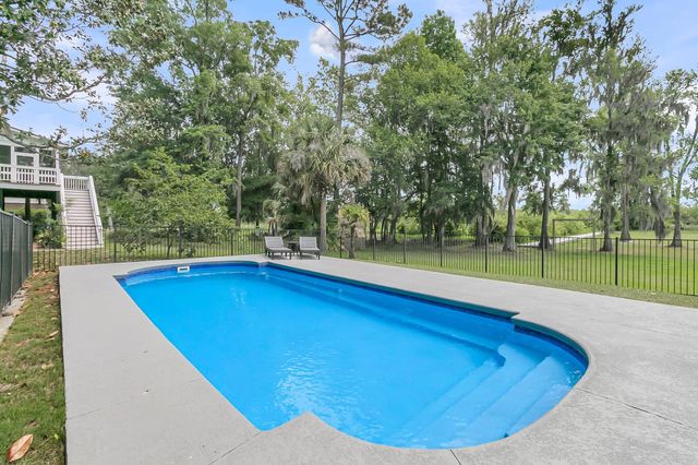 1711 Indigo Island Drive, Hanahan, SC 29410