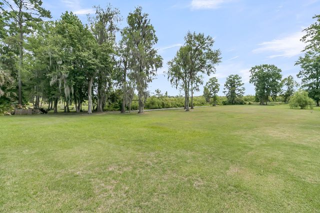 1711 Indigo Island Drive, Hanahan, SC 29410