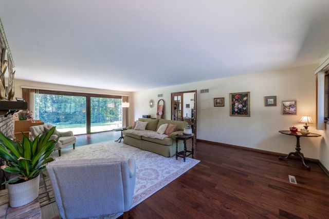 1552 W Horseshoe Bend, La Porte, IN 46350