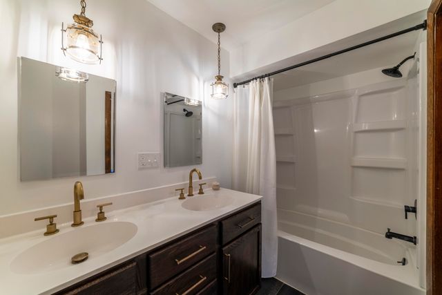 1552 W Horseshoe Bend, La Porte, IN 46350