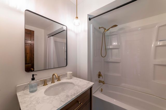 1552 W Horseshoe Bend, La Porte, IN 46350