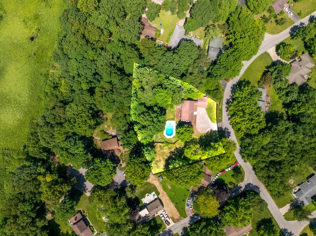 1552 W Horseshoe Bend, La Porte, IN 46350