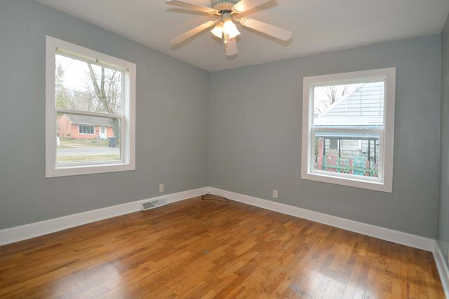 5295 Weller Street, Cooper Twp, MI 49004