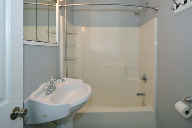 5295 Weller Street, Cooper Twp, MI 49004