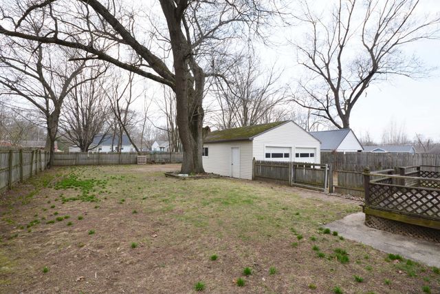 5295 Weller Street, Cooper Twp, MI 49004