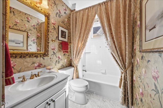 73219 Burrington, Chapel Hill, NC 27517