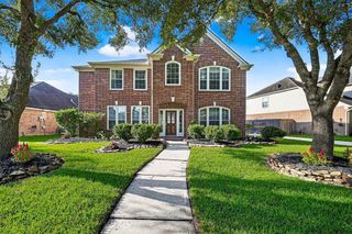 1919 Farmers Creek Drive, Richmond, TX 77406