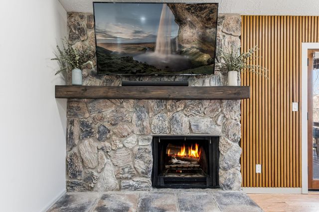 10317 La Paz Drive NW, Albuquerque, NM 87114