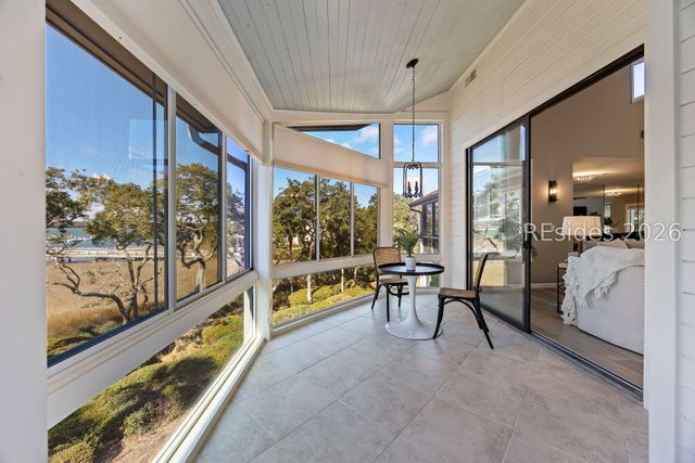 73 Skull Creek Dr Apt C314, Hilton Head Island, SC 29926