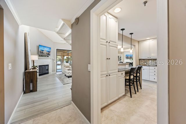 73 Skull Creek Dr Apt C314, Hilton Head Island, SC 29926