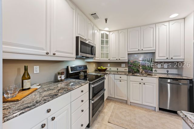 73 Skull Creek Dr Apt C314, Hilton Head Island, SC 29926