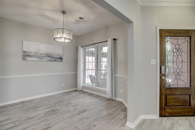 112 Harbour Town Drive, Conroe, TX 77356