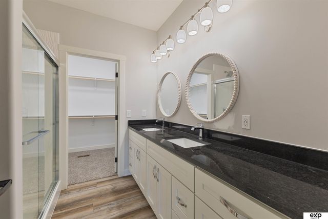 1424 2nd Avenue, Plattsmouth, NE 68048