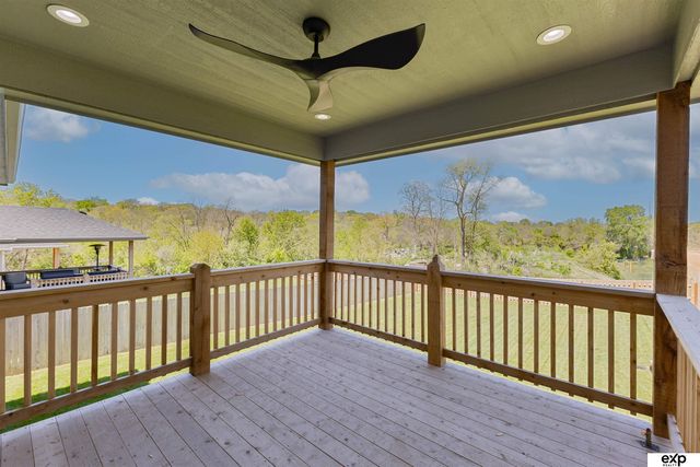 1424 2nd Avenue, Plattsmouth, NE 68048