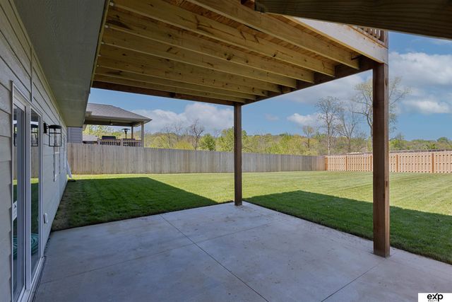 1424 2nd Avenue, Plattsmouth, NE 68048