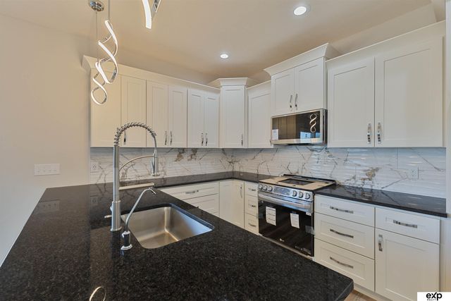 1424 2nd Avenue, Plattsmouth, NE 68048