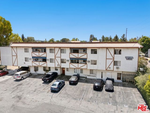 18530 Hatteras Street 115, Tarzana, CA 91356
