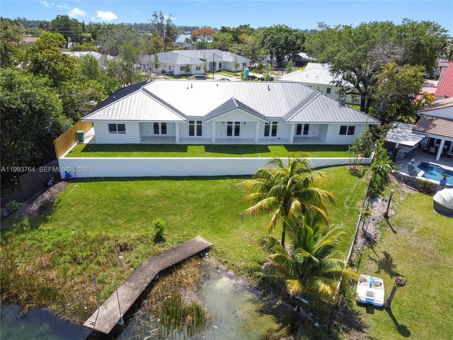 4732 SW 87 Ct 4732, Miami, FL 33165