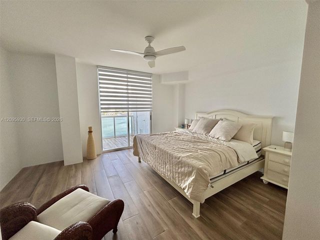17050 N Bay Road 1005, Sunny Isles Beach, FL 33160