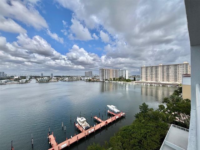 17050 N Bay Road 1005, Sunny Isles Beach, FL 33160
