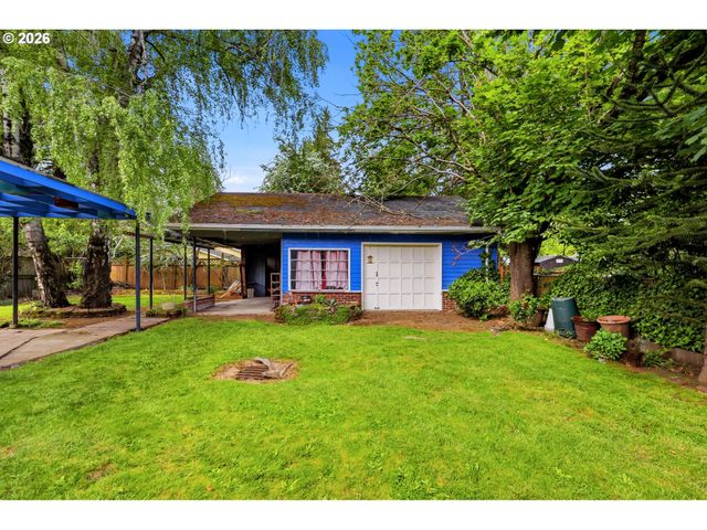 7131 Ne ROSELAWN St, Portland, OR 97218