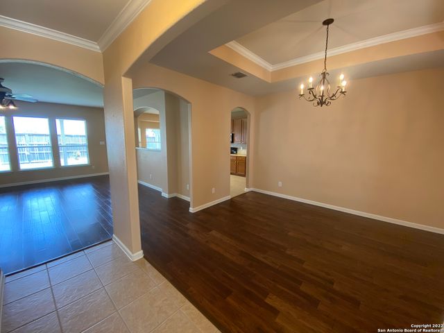 121 DEERWOOD OAKS, Boerne, TX 78006