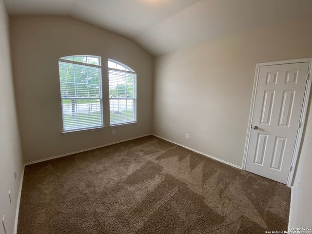 121 DEERWOOD OAKS, Boerne, TX 78006