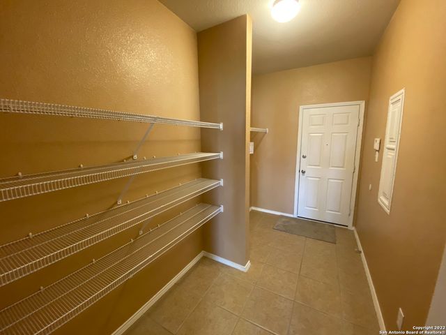 121 DEERWOOD OAKS, Boerne, TX 78006