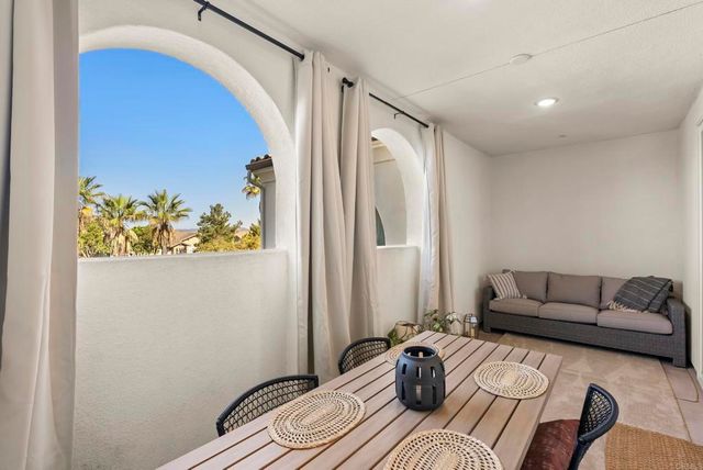 13480 Lopelia Meadows Place 111, San Diego, CA 92130