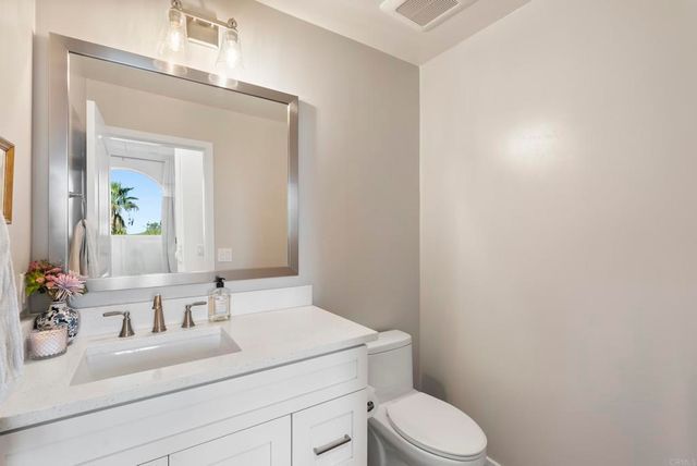 13480 Lopelia Meadows Place 111, San Diego, CA 92130