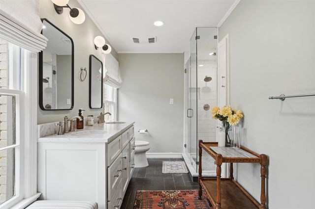 1939 Rockridge Terrace, Fort Worth, TX 76110