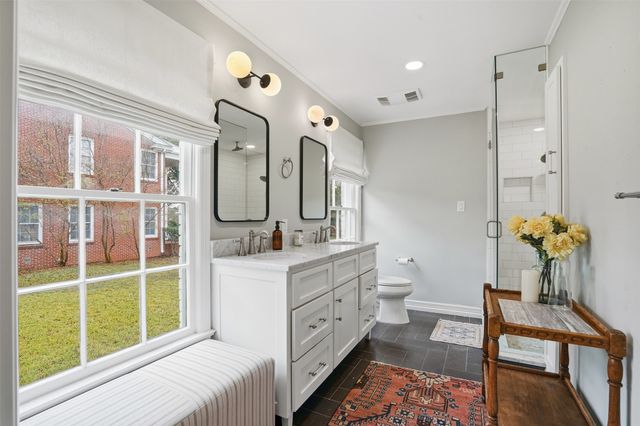 1939 Rockridge Terrace, Fort Worth, TX 76110