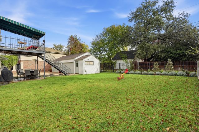 1939 Rockridge Terrace, Fort Worth, TX 76110