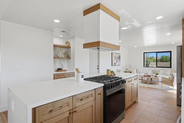 358 Spanish Spur, Fallbrook, CA 92028