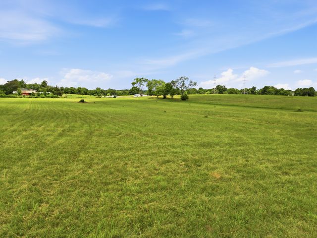 1 Horn Springs, Lebanon, TN 37087