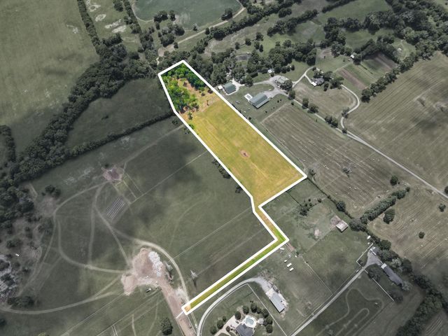 1 Horn Springs, Lebanon, TN 37087