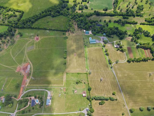 1 Horn Springs, Lebanon, TN 37087