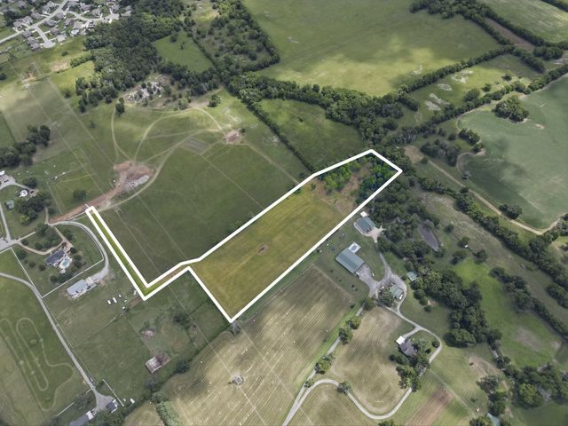 1 Horn Springs, Lebanon, TN 37087
