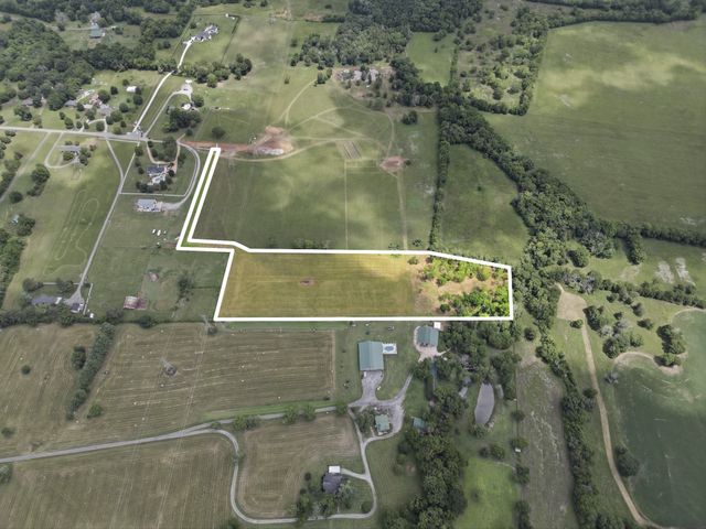 1 Horn Springs, Lebanon, TN 37087