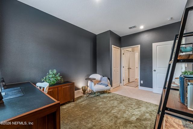 13360 HOLSINGER Boulevard, Jacksonville, FL 32256