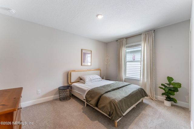 13360 HOLSINGER Boulevard, Jacksonville, FL 32256