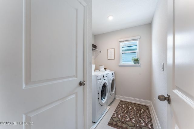 13360 HOLSINGER Boulevard, Jacksonville, FL 32256