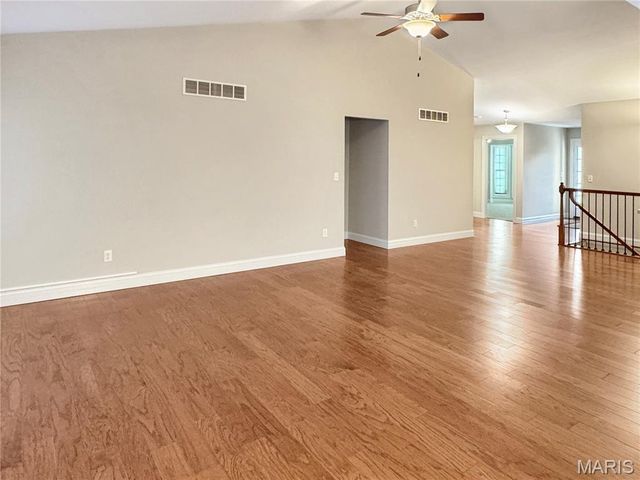 2281 Dukes Way, Washington, MO 63090