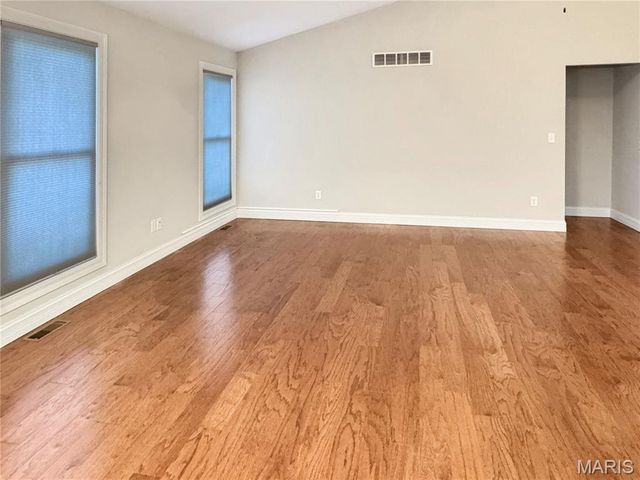 2281 Dukes Way, Washington, MO 63090