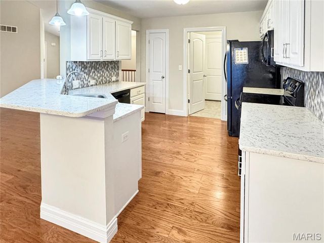 2281 Dukes Way, Washington, MO 63090