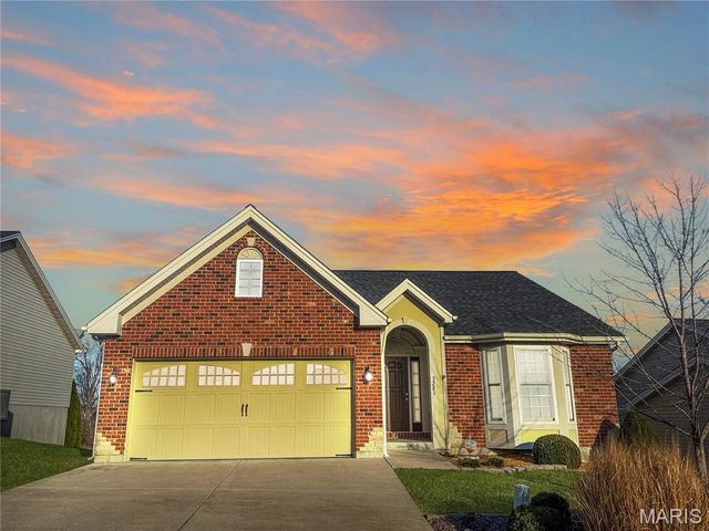 2281 Dukes Way, Washington, MO 63090