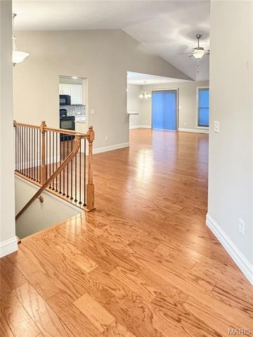 2281 Dukes Way, Washington, MO 63090