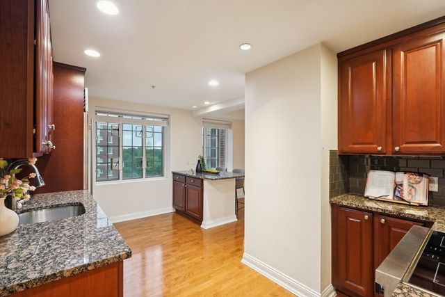 20 Chapel Street B811, Brookline, MA 02446