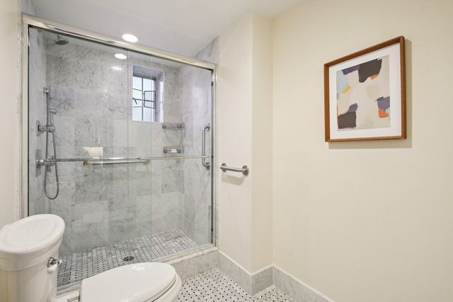 20 Chapel Street B811, Brookline, MA 02446